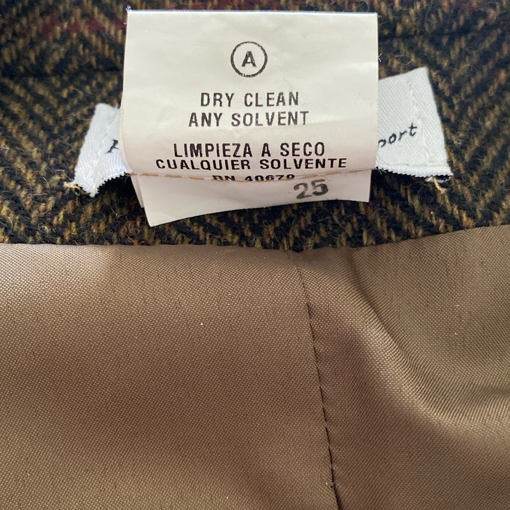 Harve Bernard Coat - Picture 6 of 6